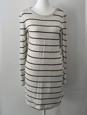 Lou & Grey Cream and Black Striped Long Sleeve Crewneck